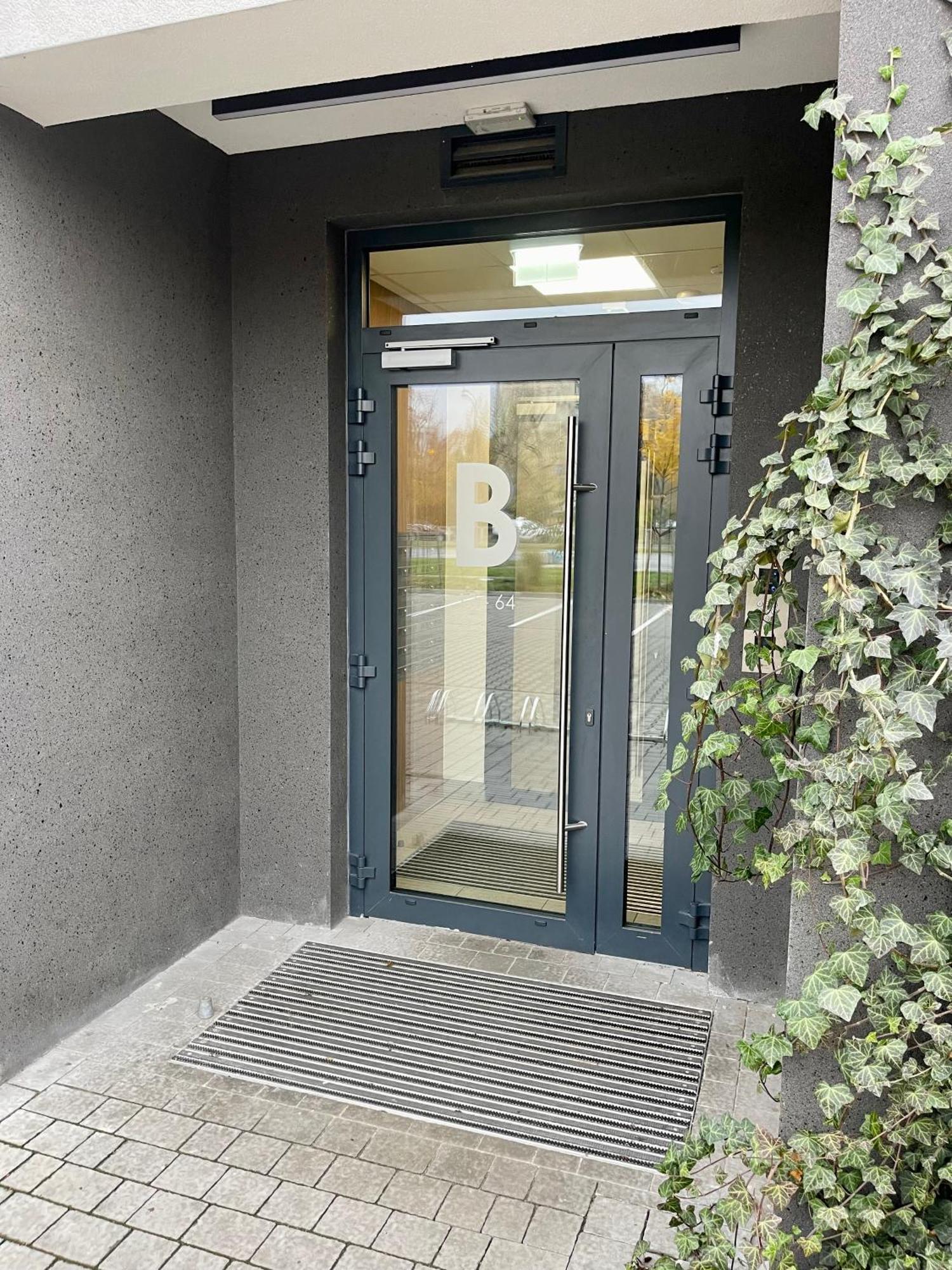 Ferienwohnung Time&House Pileckiego Przy Centrum Onkologi I Klinice Novum Apartament Na Wylacznosc Pokoj,Sypialnia,Lozko, Lazienka,Kuchnia Warschau Exterior foto